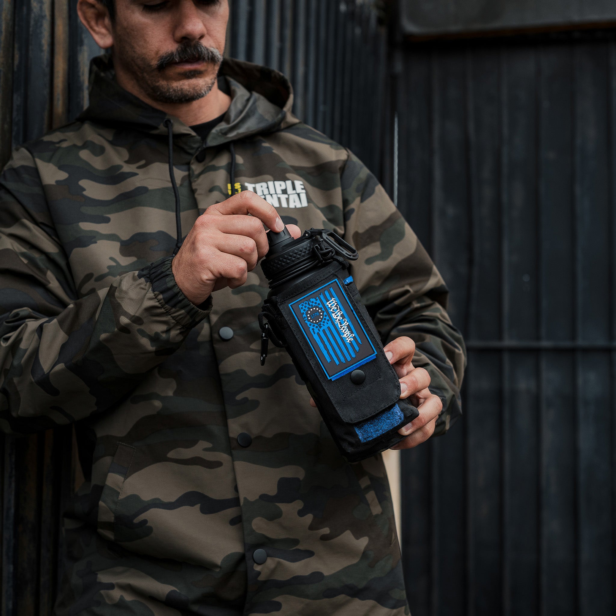 32oz Compact Battle Bottles